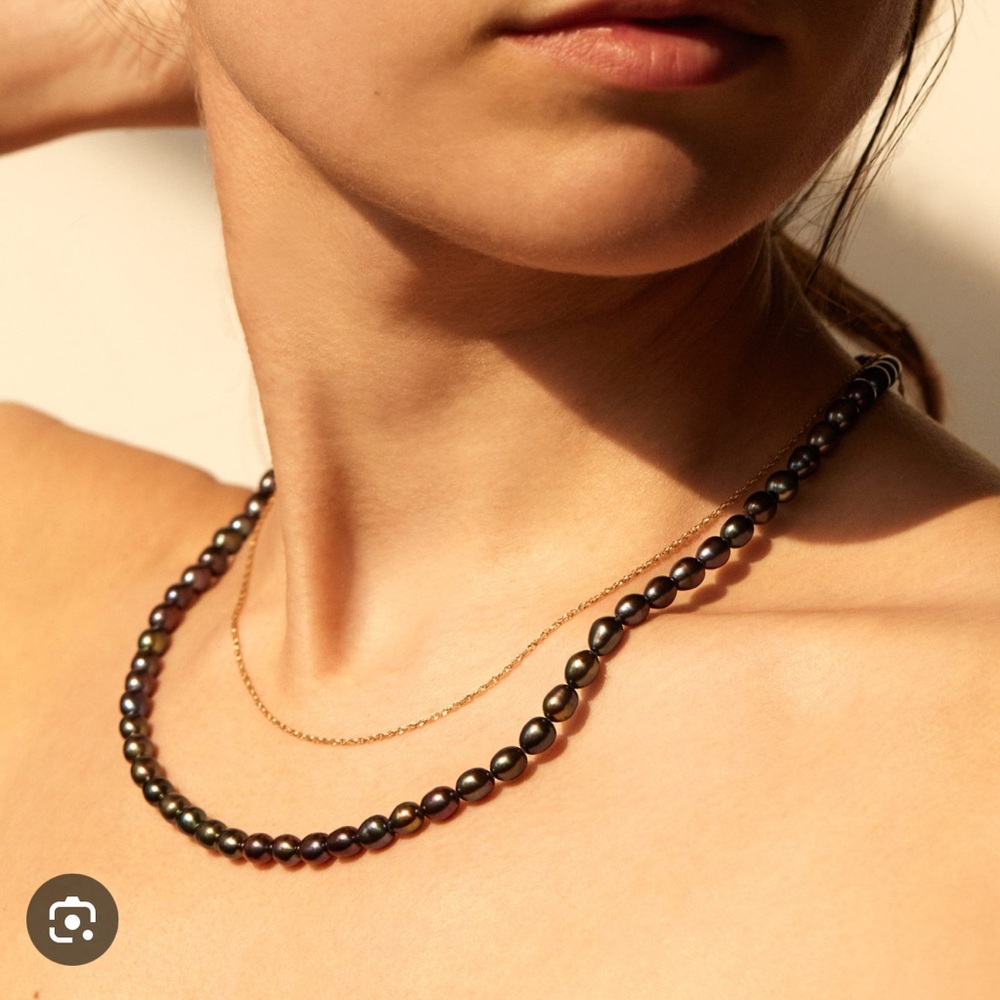 Catbird Black Swan Pearl Necklace